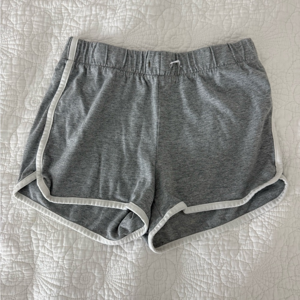 Old Navy Gray Women's Athletic Shorts with White Trim